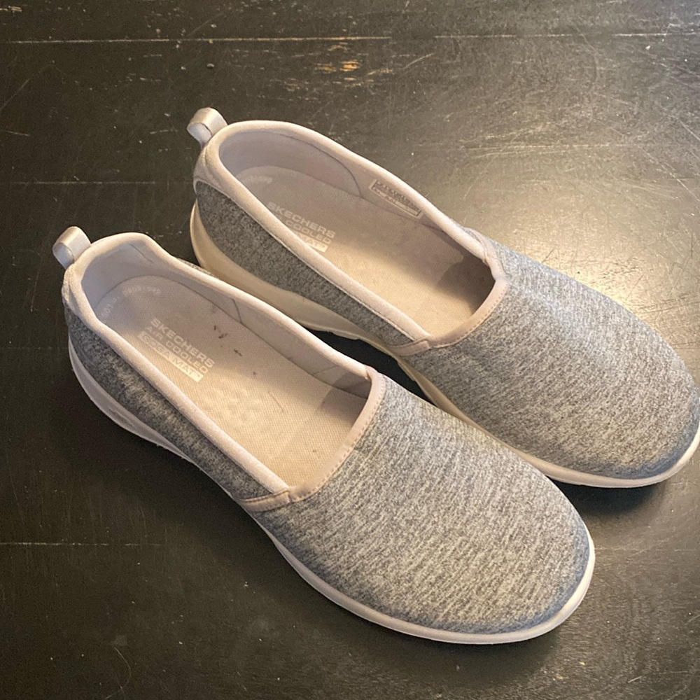 Sketchers Air Cooled, Yoga Mat Slip-on Sneaker